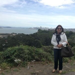 Meet your Posher, Tess